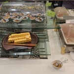 Apavira Hoteru - 焼き魚(サバ、鮭)、だし巻き卵、ソーセージ(未食)