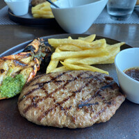 Prime42 steakhouse & sky bar - 