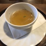 ジョージ - スープ付き