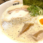 麺 ヒキュウ - 鶏白湯魚介濃厚ラーメン