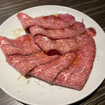 Yakiniku No Gyuuta Honjin Fukaeten - 