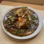 Madamu Kari - 牛すじネギカレー（950円）生玉子トッピング（50円）2022.7