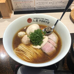 入鹿TOKYO 六本木 - ポルチーニ醤油らぁ麺（特製トッピング）