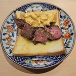 Kurogi - キャビアバターパンに卵焼きとタルタルソース、ローストビーフをサンド