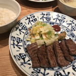 肉匠の牛たん たん之助 - 