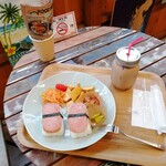レインボーカフェ - スパムごはんプレート/アイスチャイ