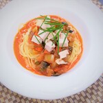 アル ソリーソ - 冷製スパッゲティ　チキンとラタトゥイユのトマトソース