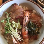 お食事処 寿一 - お刺身が敷き詰められています♪美味しそう♪