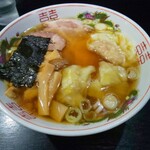 Okitamaya - ワンタン麺