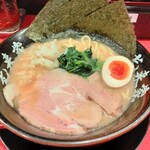 Yokohama Ie Kei Ramen Kouraiya - 