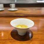 馳走西健一 - ・メロンと白ワインのジュレ