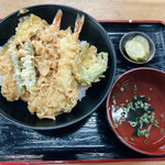 Yabu - 天丼740円