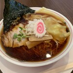 Chuuka Soba Suzunoya - ワンタンメン（大盛り、薬味玉ねぎマシ）…税込700円+100円＝800円