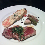 マイルスバー アンド グリル - ２～４品目