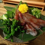 ビストロ割烹 YAOYA - ホタルイカ造り