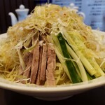 鶏舎 - 冷やし葱そばのアップ