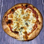 ヴェッカー - ピザ。チーズは最近ハマっていて毎日でも食べたい♡