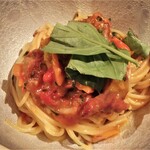 裕の輪 - スパゲッティ　牛テール　自家栽培トマト　大葉　バジル