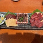 大衆馬肉酒場 冨士乃馬 - 