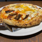 Motive Pizzeria E Caseificio - ンドゥイヤとメランザーナ＋ビスマルク