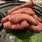 焼肉ホルモン 風土. - 牛タン刺し