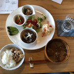 農園カフェ そら - お野菜のおまかせプレート1,320円(2021.09訪問)