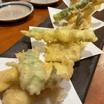 めしの助 - ◎アスパラ　キス　イカ　とうもろこし