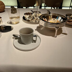 ベージュ アラン・デュカス 東京 - 