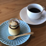 農園カフェ そら - ドリンク&スイーツセット(食事代＋605円)げんまいこプリン、コーヒー
