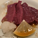 和風もつ料理 あらた - 　心のタタキ