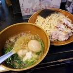 塩そば専門店 桑ばら - 博多地鶏の淡麗塩つけそば