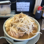 ラーメン弐豚 - 豚そば　850円(野菜マシ、にんにくマシ、あぶらフツウ、麺360g)