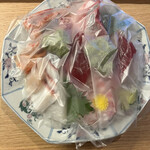 魚経 - お刺身達が隠れています