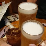 甲州屋酒場 - 生ホッピー460円とウーロン茶230円で乾杯！