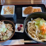 Yoshida no udon menzu fujisan - 