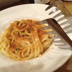 オステリア　コマチーナ - ペペロンチーノにからすみを振りかけた