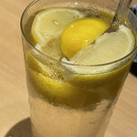 本格板前居酒屋 お魚総本家 - 最強レモンサワー 720円。