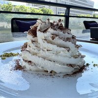 スミレオオサカ - 