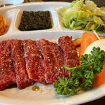 明月館 - Bランチ(上カルビ) 1573円。