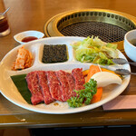 明月館 - Bランチ(上カルビ) 1573円。