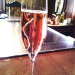 横浜うかい亭 - グラスシャンパーニュ　テタンジェ・ロゼ