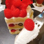 パティスリー SATSUKI - エクストラスーパーイスパハンショートケーキ