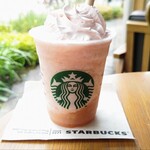 STARBUCKS COFFEE - 桃MOREフラペチーノ690円