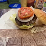 スポーツ酒場 ダグアウト - お前おすすめNo.1 ハンバーガートッピング無し