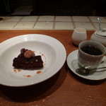 Bar Dondada - ドルチェとコーヒー