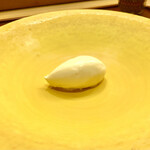 美会 - 出来立てパイナップルのアイス　爽やかさと濃厚さが堪らなく旨い！