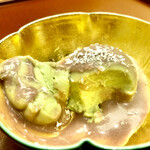 美会 - 小豆の様なソースとココナッツの風味が旨い！