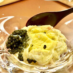 美会 - からの、中からはゴールドラッシュのムースが　シャンパンにばっちりです