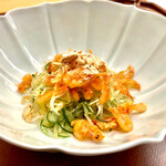 美会 - ヤムソムオー　桜エビ、甘夏、胡瓜のサラダ　夏らしい涼しげな食感で美味しい