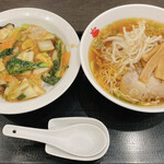 信忠閣 - ラーメンと中華飯セット